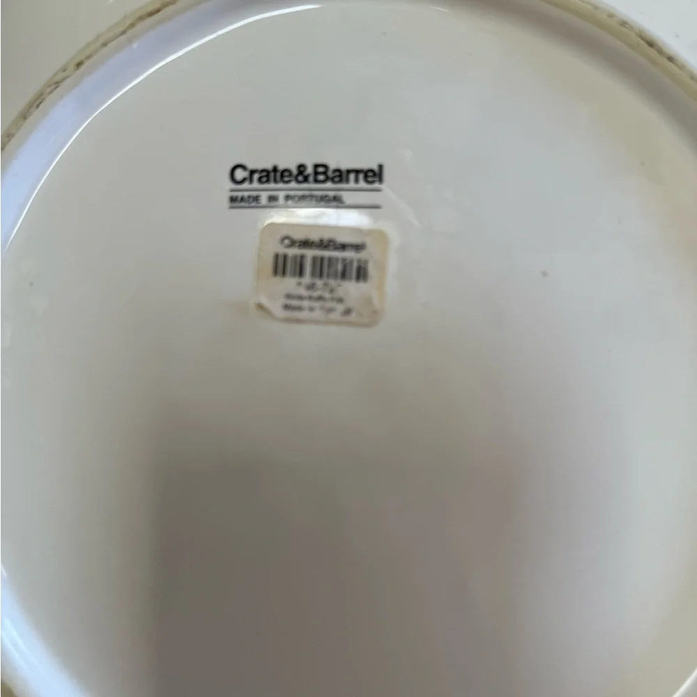 Crate&Barrel Classic Ivory Plate